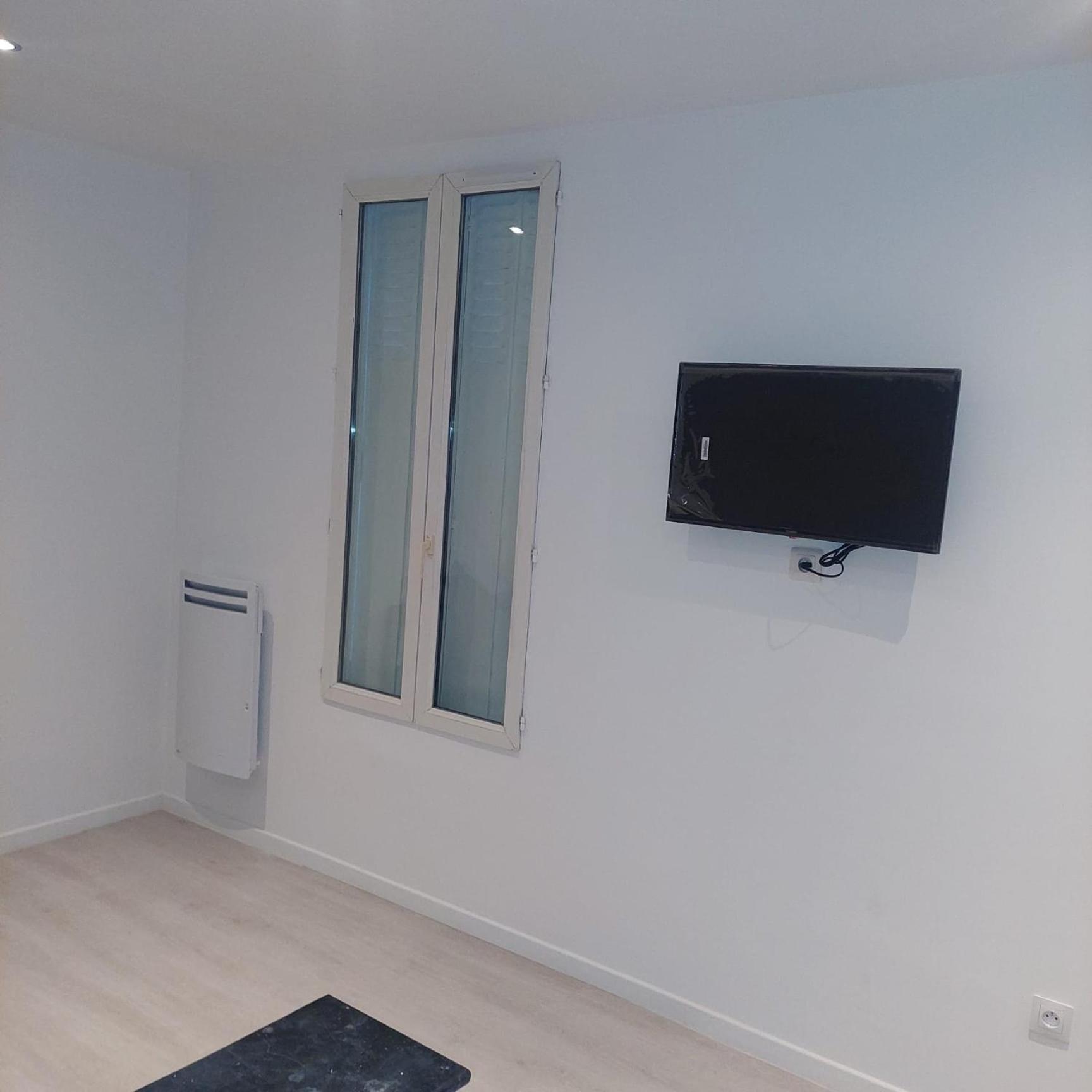 Apartment Pres De Stade De France